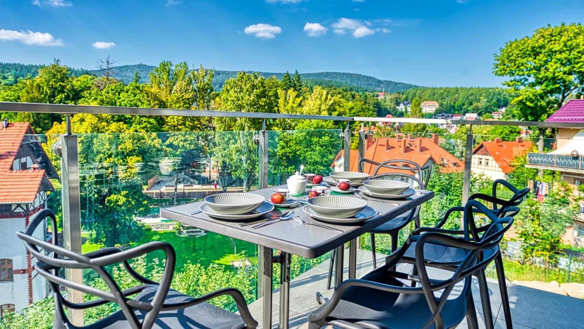 Apartamenty Z Basenem I Saunami Stone Hill Resort Vip Centrum By Royal Aparts Шклярска-Поремба Экстерьер фото